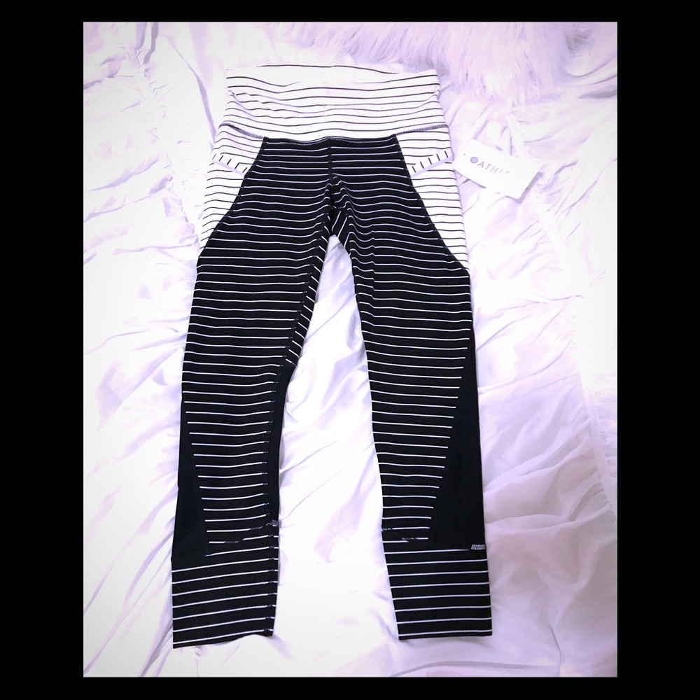 NWT Athleta crops